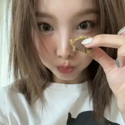 庾芝芳